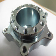 高性能阻燃材料與傳統(tǒng)機(jī)械設(shè)備創(chuàng)新的路徑探究 以PBT 4815源材料驅(qū)動(dòng)的開關(guān)與電視零件設(shè)計(jì)為例